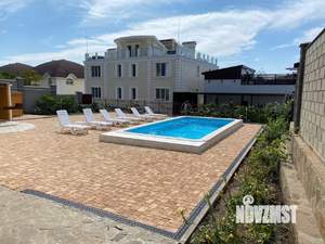 Дом 300м&sup2;, 3-этажный, посуточно, 