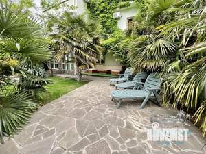 Дом 150м&sup2;, 2-этажный, посуточно, 