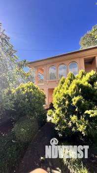 Дом 100м², 2-этажный, на длительный срок, 