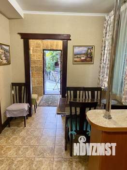 Дом 65м&sup2;, 2-этажный, посуточно, 