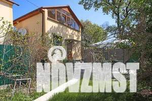 Дом 72м&sup2;, 2-этажный, посуточно, 