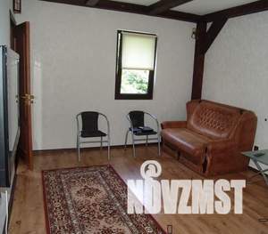 Дом 80м&sup2;, 2-этажный, посуточно, 