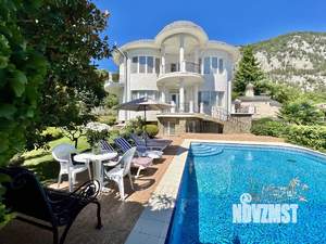 Дом 360м², 3-этажный, посуточно, 