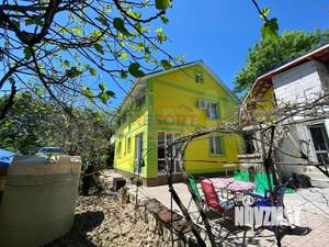 Дом 170м&sup2;, 2-этажный, посуточно, 