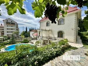 Дом 550м², 2-этажный, посуточно, 