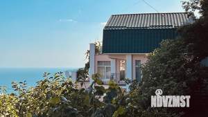 Дом 240м&sup2;, 3-этажный, посуточно, 