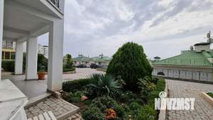 Дом 200м&sup2;, 3-этажный, посуточно, 