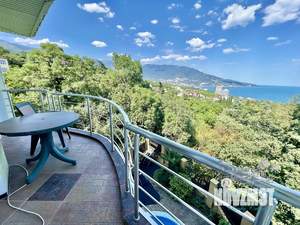 Дом 269м&sup2;, 3-этажный, посуточно, 