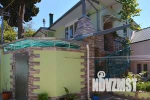 Дом 100м&sup2;, 2-этажный, посуточно, 