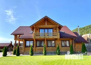 Дом 300м&sup2;, 2-этажный, посуточно, 