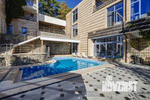 Дом 760м², 3-этажный, посуточно, 