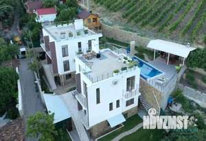 Дом 600м², 3-этажный, посуточно, 