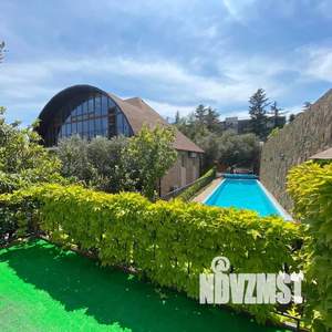 Дом 185м², 3-этажный, посуточно, 