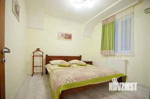 Дом 80м&sup2;, 2-этажный, посуточно, 