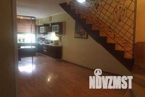 Дом 220м², 2-этажный, посуточно, 