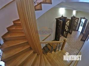 Дом 450м&sup2;, 3-этажный, посуточно, 