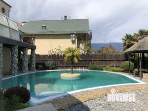 Дом 370м&sup2;, 2-этажный, посуточно, 