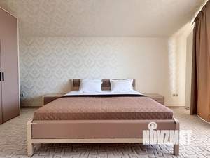 Дом 400м&sup2;, 4-этажный, посуточно, 