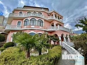 Дом 300м&sup2;, 4-этажный, посуточно, 