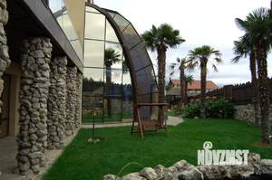 Дом 370м&sup2;, 3-этажный, посуточно, 