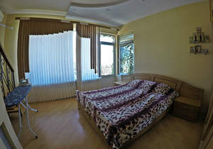 Дом 160м&sup2;, 2-этажный, на длительный срок, 