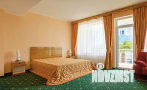 Дом 450м&sup2;, 4-этажный, посуточно, 