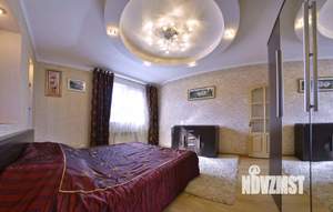 Дом 70м&sup2;, 3-этажный, посуточно, 