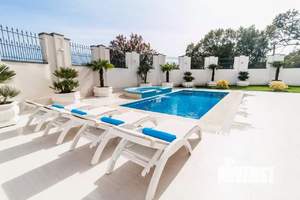 Дом 400м&sup2;, 4-этажный, на длительный срок, 