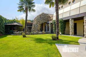 Дом 420м&sup2;, 3-этажный, посуточно, 