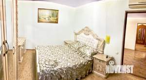 Дом 200м&sup2;, 2-этажный, посуточно, 