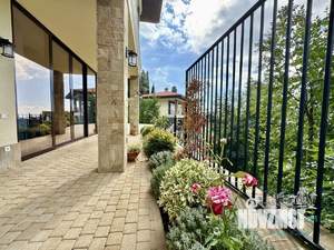 Дом 150м&sup2;, 2-этажный, посуточно, 