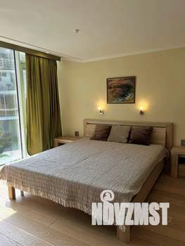 Дом 200м&sup2;, 3-этажный, посуточно, 