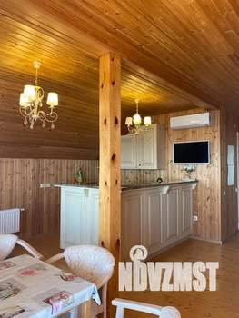 Дом 200м&sup2;, 3-этажный, посуточно, 