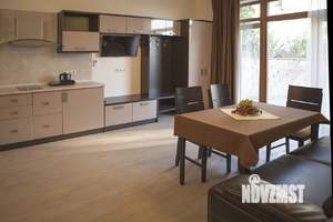 Дом 350м², 3-этажный, посуточно, 