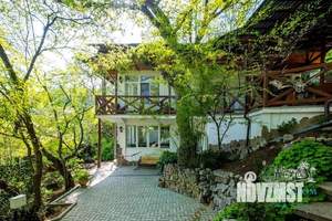 Дом 130м², 2-этажный, посуточно, 