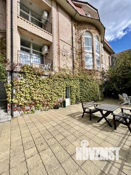 Дом 950м², 2-этажный, посуточно, 