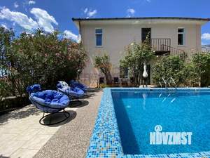 Дом 210м&sup2;, 2-этажный, посуточно, 