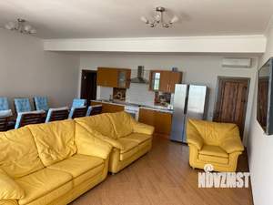 Коттедж 270м², 3-этажный, на длительный срок, 