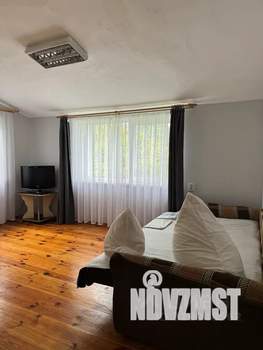 Дом 40м&sup2;, 2-этажный, посуточно, 