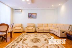 Дом 275м², 3-этажный, посуточно, 