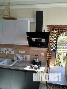 Дом 40м&sup2;, 2-этажный, посуточно, 