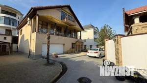 Дом 200м&sup2;, 2-этажный, посуточно, 