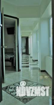 Дом 80м&sup2;, 3-этажный, посуточно, 