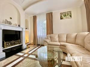 Дом 220м², 2-этажный, посуточно, 