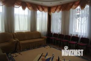 Дом 436м&sup2;, 3-этажный, посуточно, 