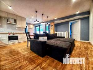 Дом 65м², 3-этажный, посуточно, 