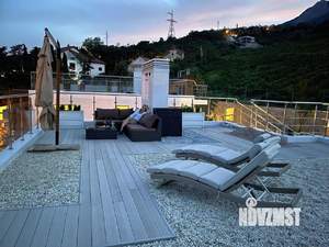 Дом 300м&sup2;, 3-этажный, посуточно, 