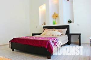 Дом 350м², 3-этажный, посуточно, 
