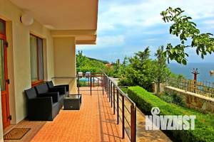 Дом 200м&sup2;, 2-этажный, посуточно, 