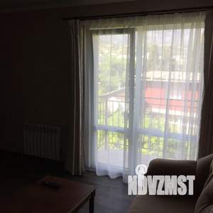 Дом 49м&sup2;, 2-этажный, посуточно, 